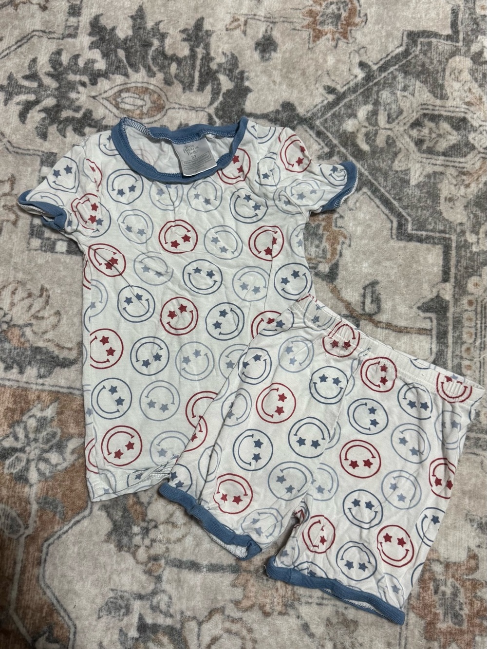 Tres Baby Beau et Belle 3T Smiley Star Shorts Set – Red White Blue